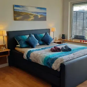 Apartment Modern City With Balcony And Nice Parc View
